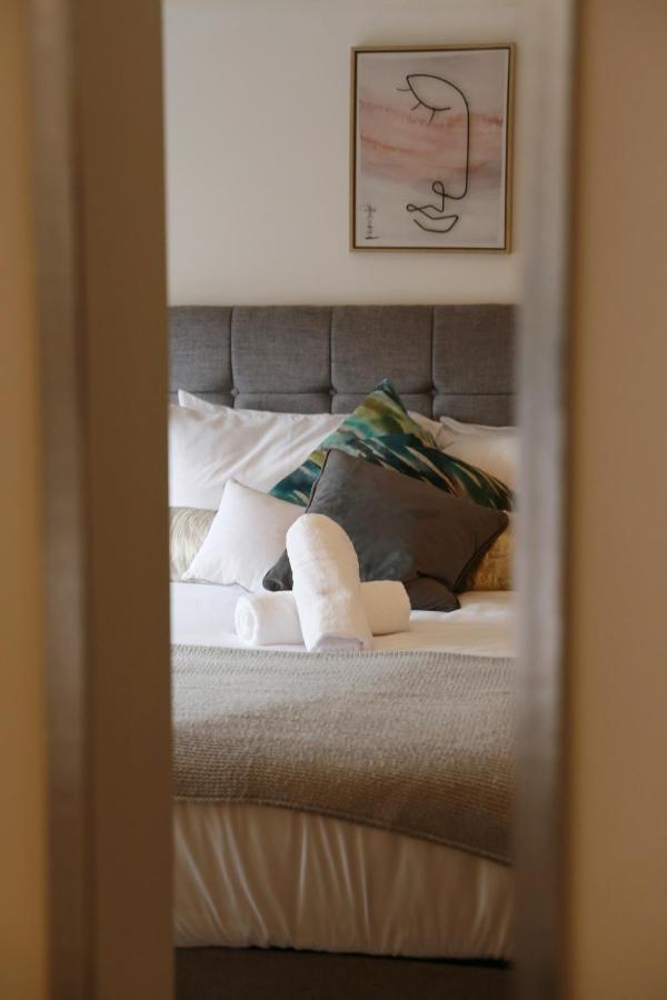 Lions Den - Zoo Accommodation צ'סטר מראה חיצוני תמונה