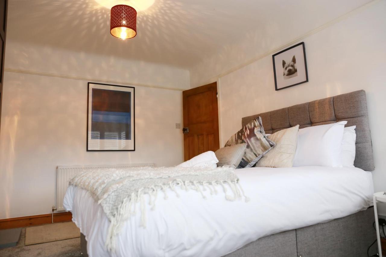 Lions Den - Zoo Accommodation צ'סטר מראה חיצוני תמונה