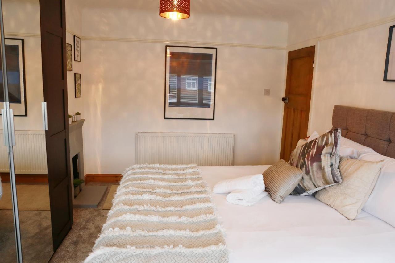 Lions Den - Zoo Accommodation צ'סטר מראה חיצוני תמונה