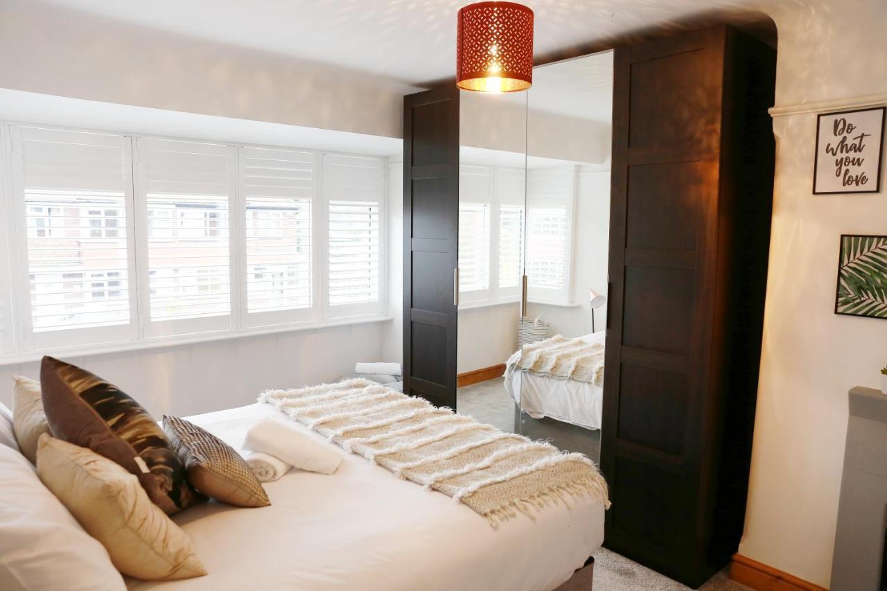 Lions Den - Zoo Accommodation צ'סטר מראה חיצוני תמונה