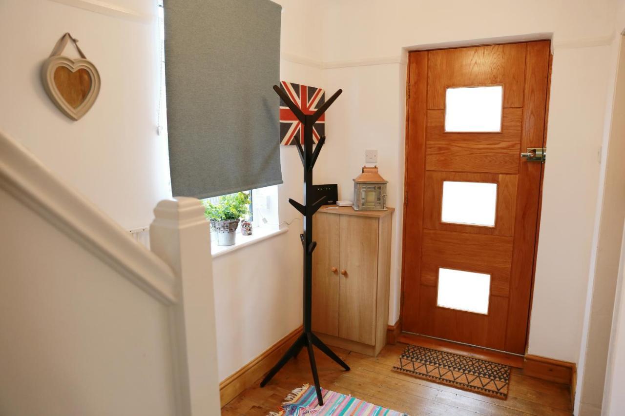 Lions Den - Zoo Accommodation צ'סטר מראה חיצוני תמונה