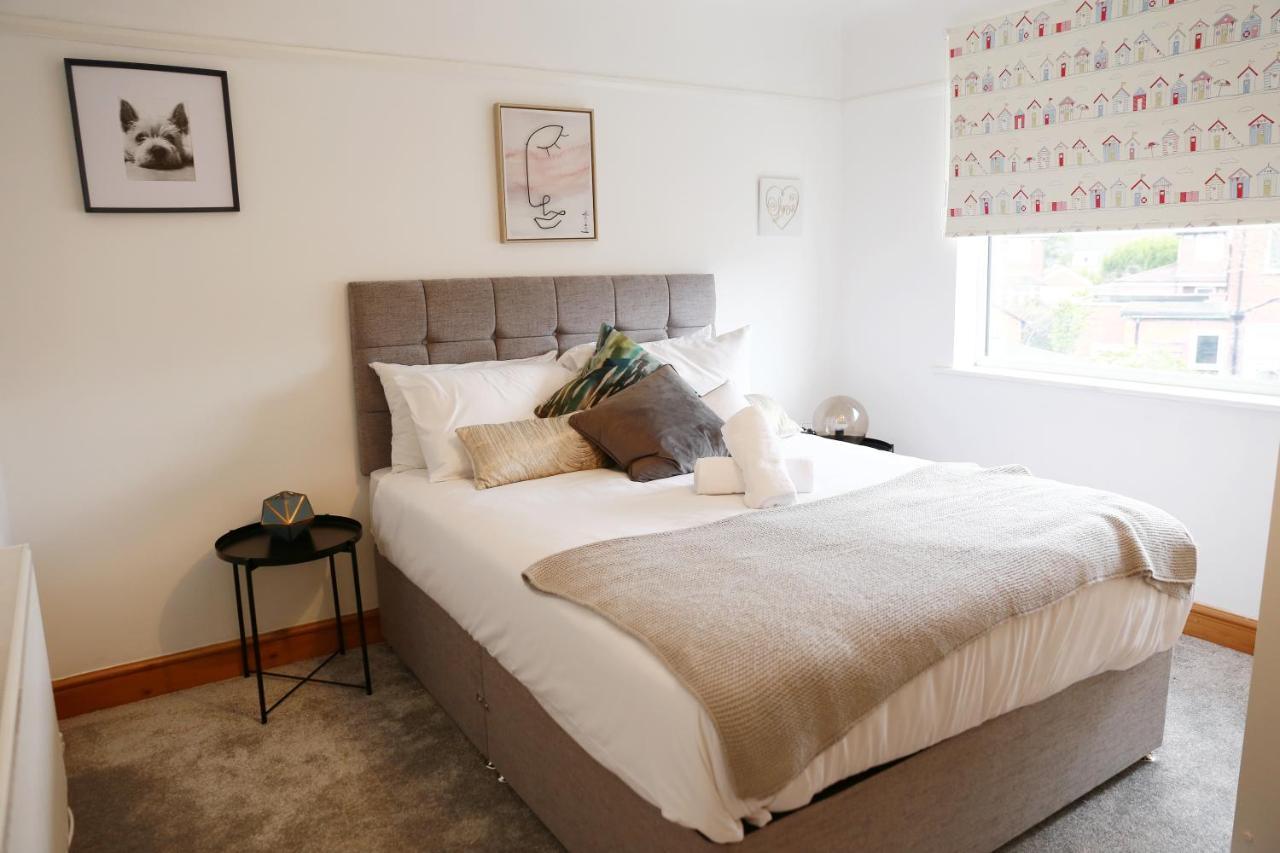 Lions Den - Zoo Accommodation צ'סטר מראה חיצוני תמונה