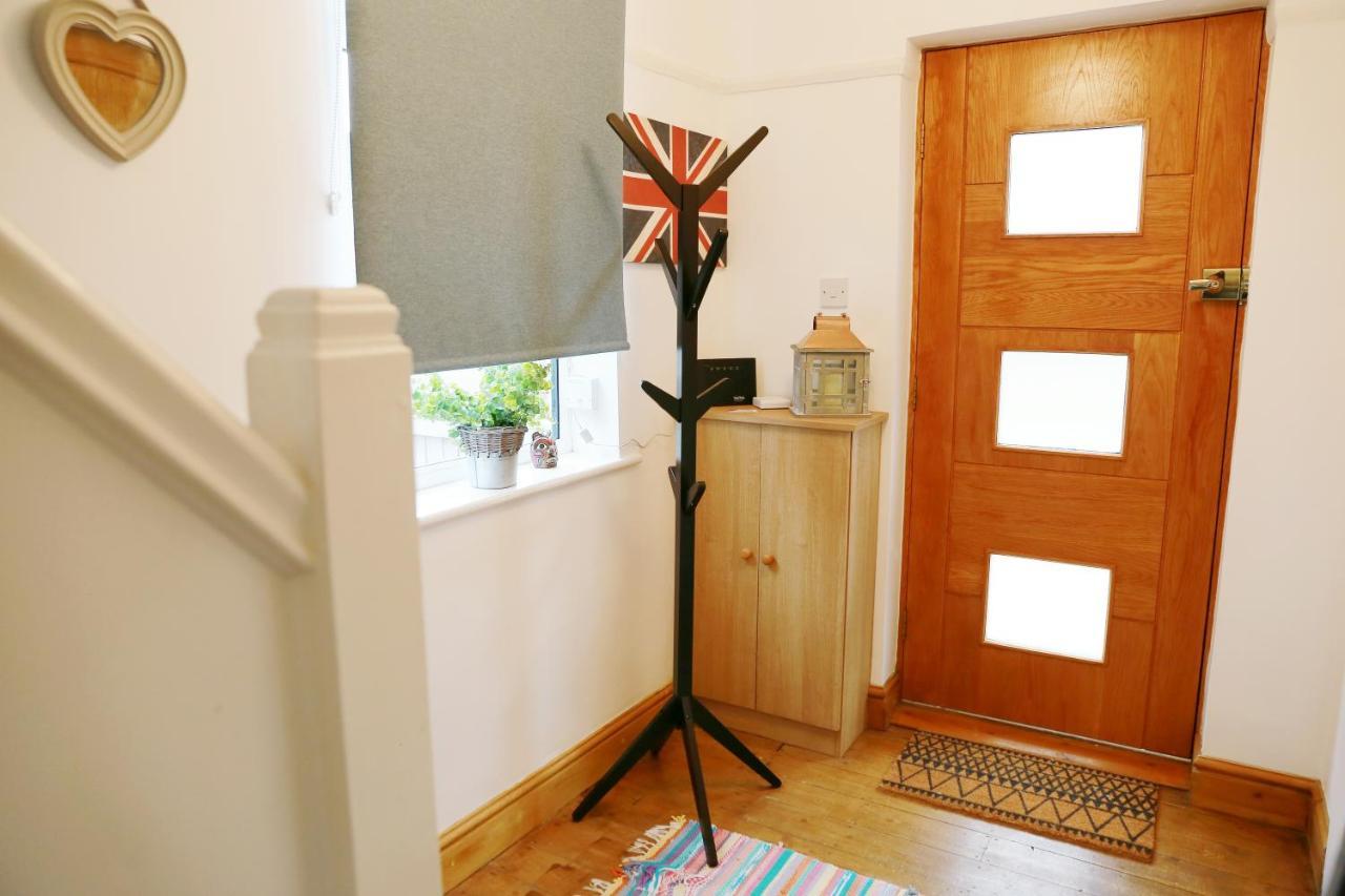 Lions Den - Zoo Accommodation צ'סטר מראה חיצוני תמונה